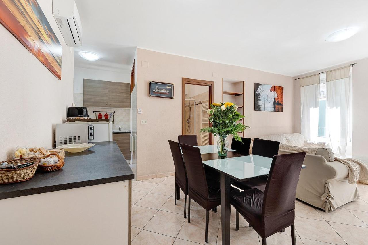 Guest house Casa Scola *